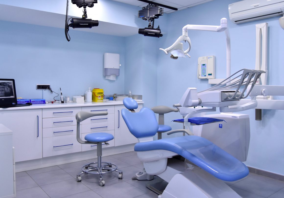 Sala de intervenciones Clínica Dental Ismar Dental en Barcelona